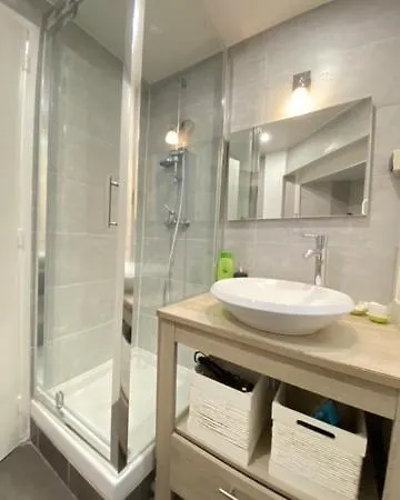 Montparnasse Cozy Flat * Parigi